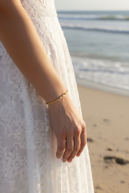 Manchette or torsadée