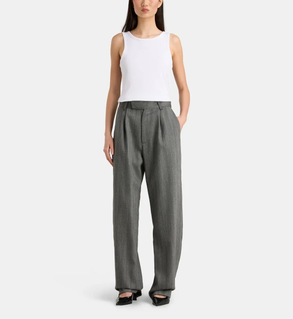 pantalon_a_pinces_barrel_cesare_fluide_et_large-5
