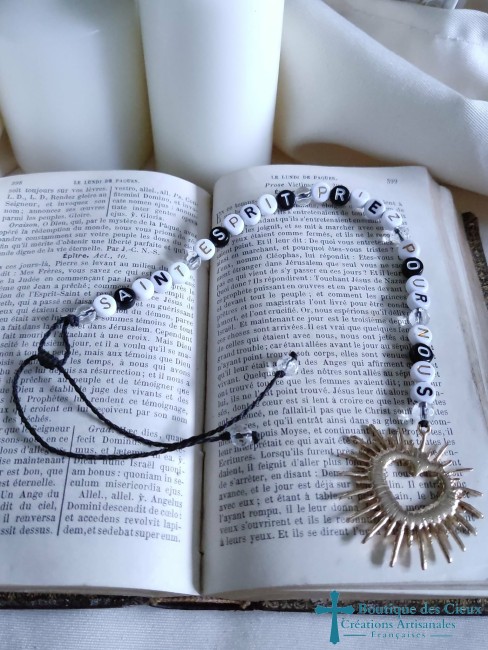 décoration rétroviseur religieux