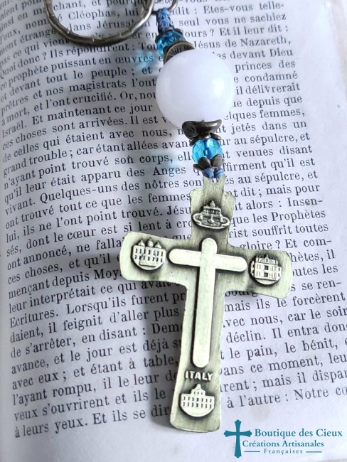 croix en métal bronze