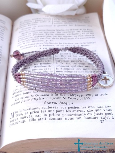 bracelet chrétien en perles de rocailles