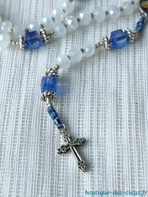 croix argentée Croix argzntée