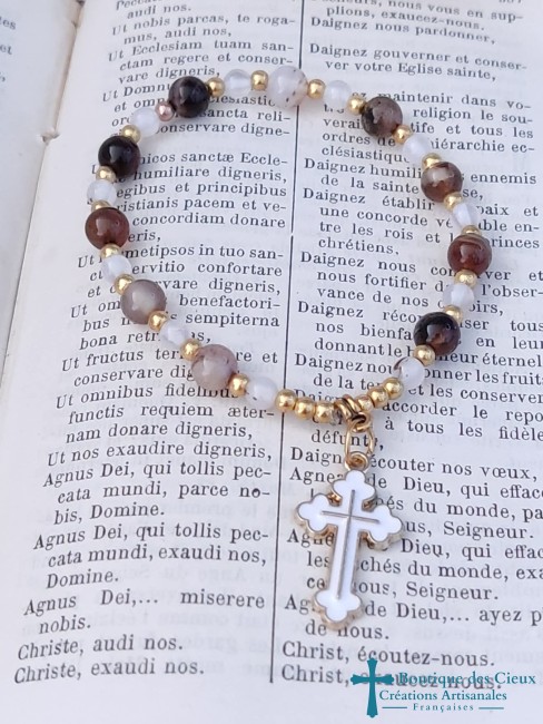 bijou de prière artisanal