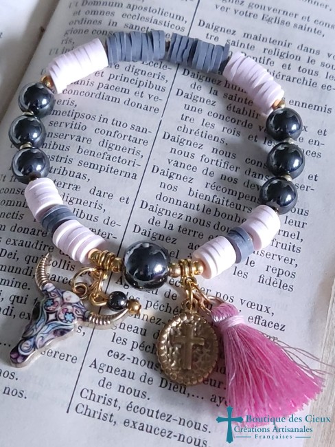 médaille croix chrétienne dorée