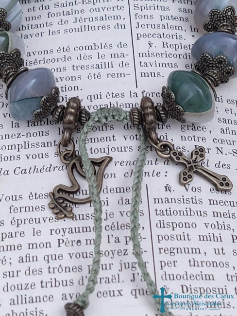 bijou de prière catholique
