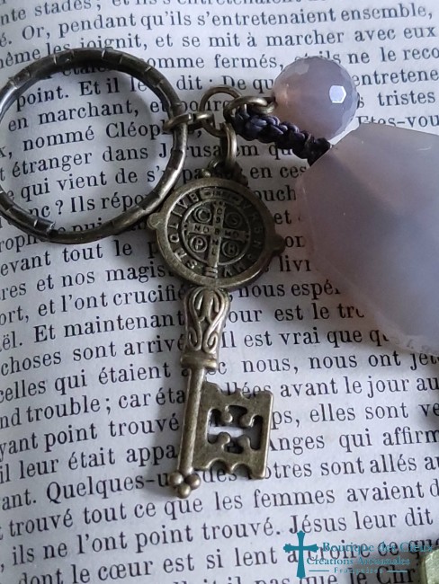 pendentif Clés de Saint Benoît