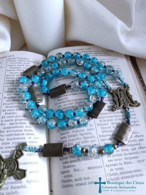 perles en verre et métal