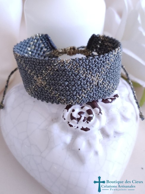 Bracelet en micro macramé kaki et doré