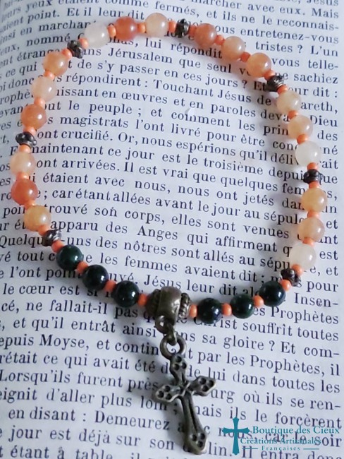 bracelet en jade et métal bronze