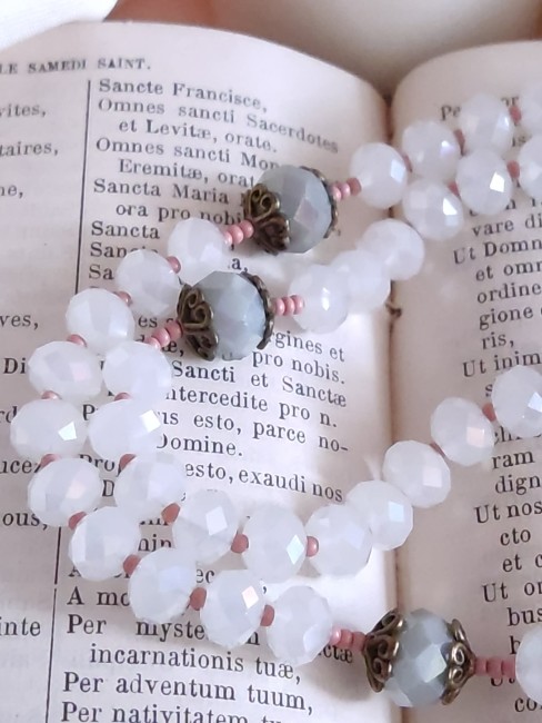 perles en verre irisé