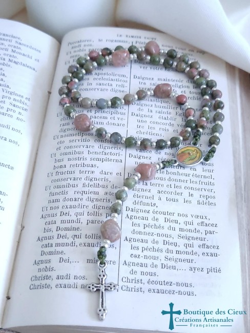 Petit chapelet en pierres naturelles