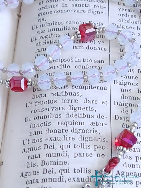 verre blanc et rouge