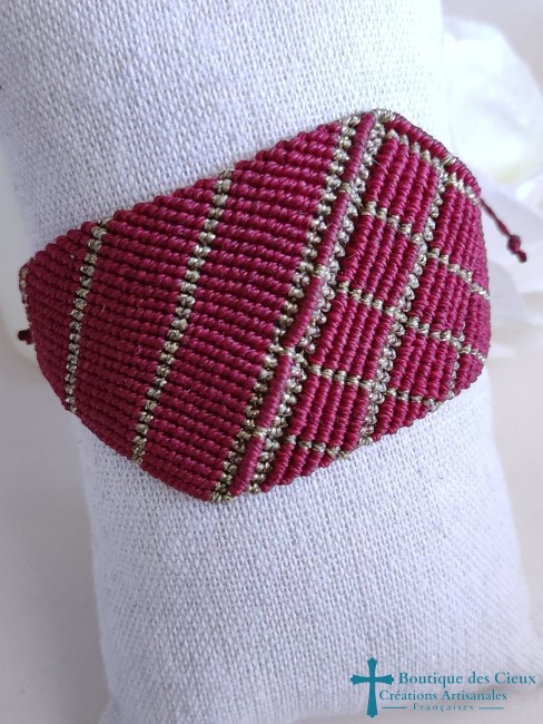 bracelet en micro macramé bordeaux et doré