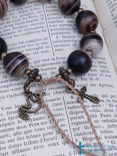 pendentif en métal bronze