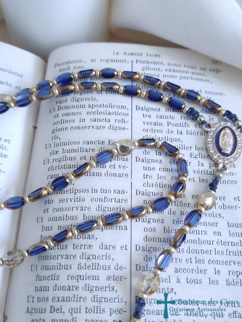 centre de rosaire doré et strass