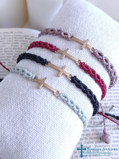 bracelets artisanaux chrétiens