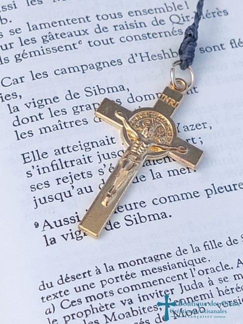 croix de Saint Benoît dorée