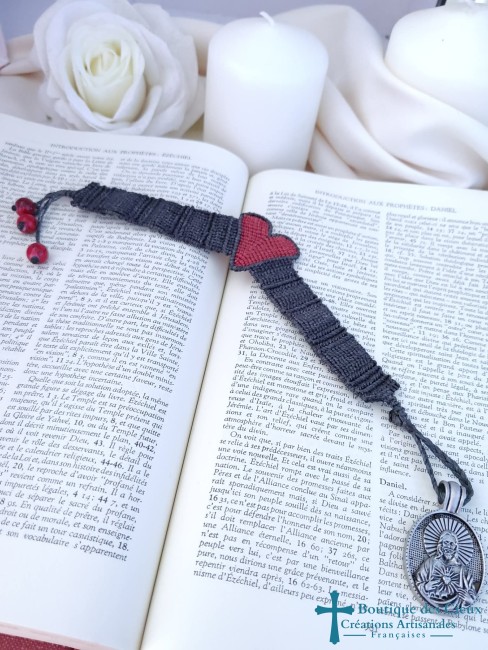 marque page religieux artisanal 