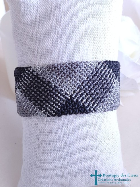 Bracelet en micro macramé noir, gris et argenté
