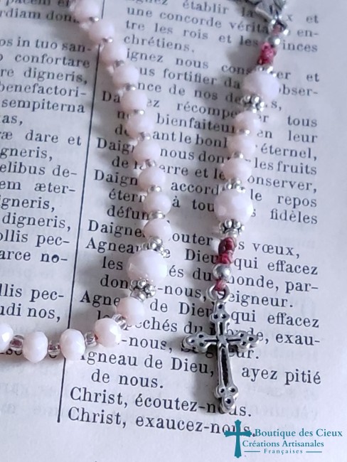 petite croix argentée