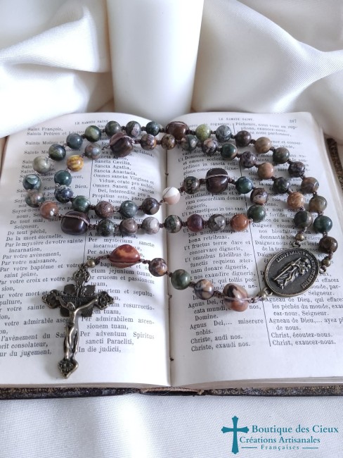 chapelet chrétien en jaspe