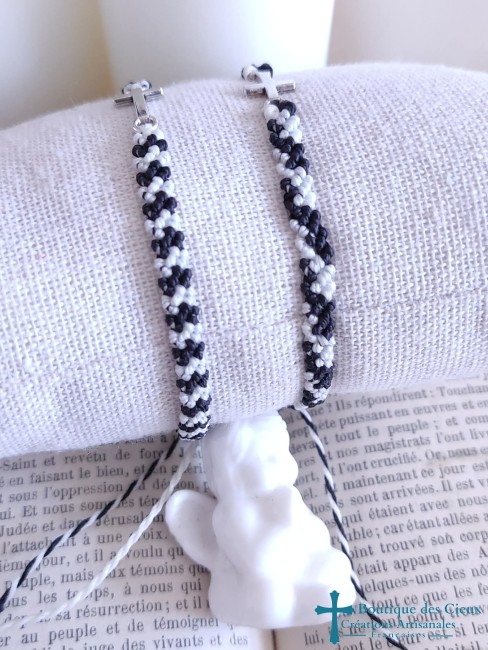 tissage macramé noir et blanc