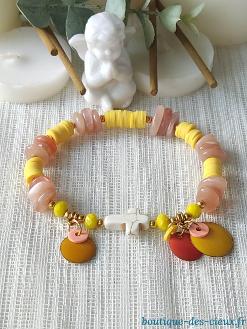 breloque faite main bracelet chrétien moderne et tendance