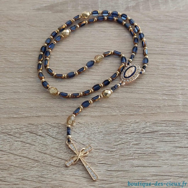 chapelet bleu foncé