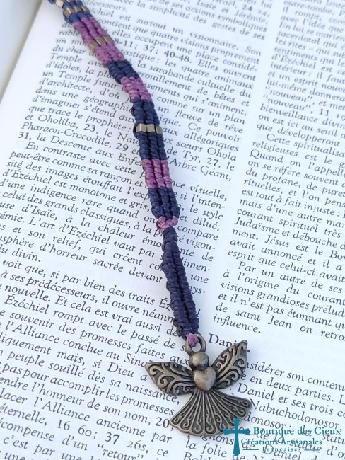 Ange ailes déployées