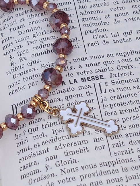 croix émaillée blanche