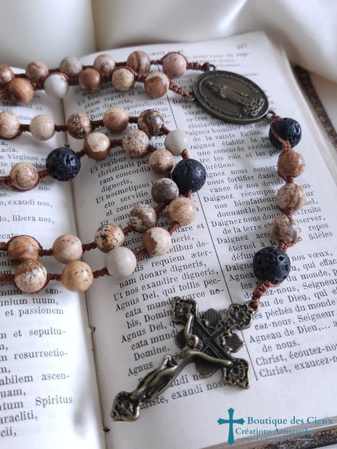 bijou de prière catholique