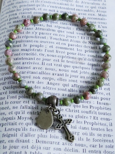 bracelet religieux artisanal