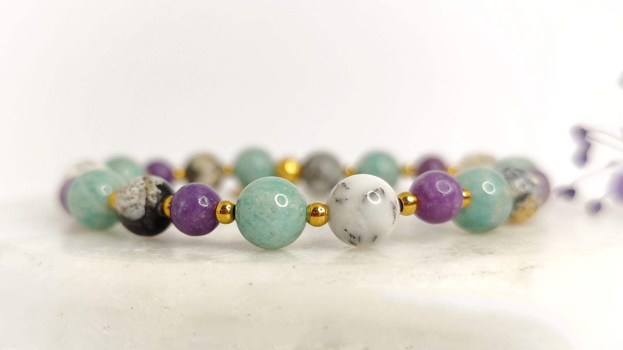 bracelet en pierres personnalisé