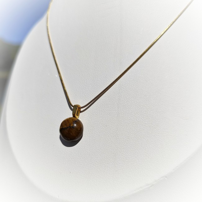 collier doré oeil de tigre