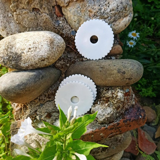 PF2- Bobèche artisanale en céramique blanche pour fleurs