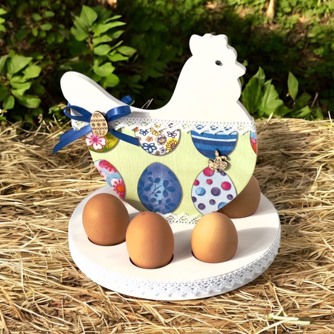 porte œufs poule en bois avec six œufs décoration de table Pâques