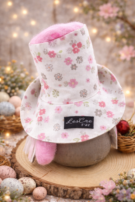 chapeau floral gnome de Pâques fait main doublure rose décoration scandinave