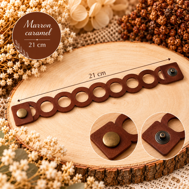 Bracelet artisanal femme en cuir marron caramel à anneaux ajourés, longueur 21 cm