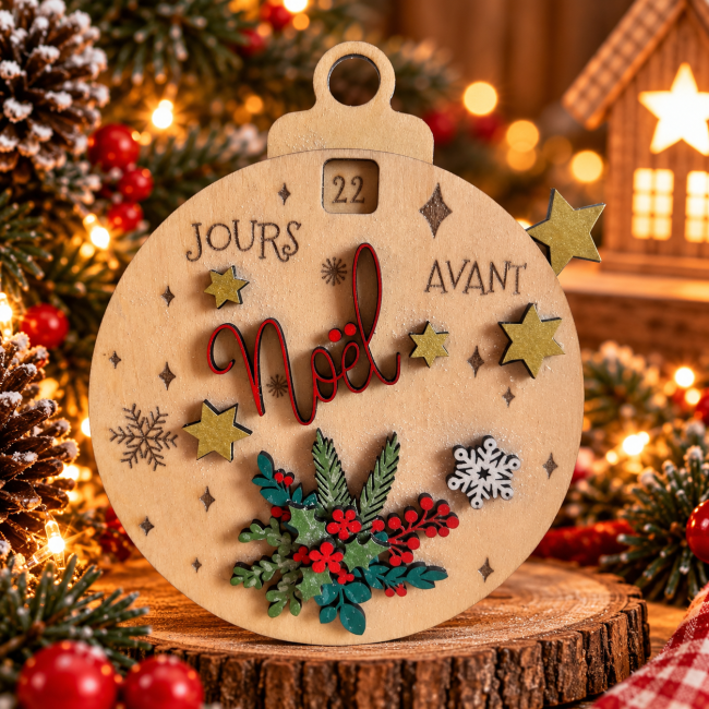 Boule compte à rebours de Noël en bois avec mécanisme étoile dorée et feuillages en relief