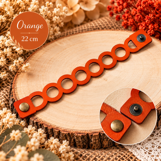 Bracelet femme en cuir orange à anneaux ajourés, fabrication artisanale française, longueur 22 cm