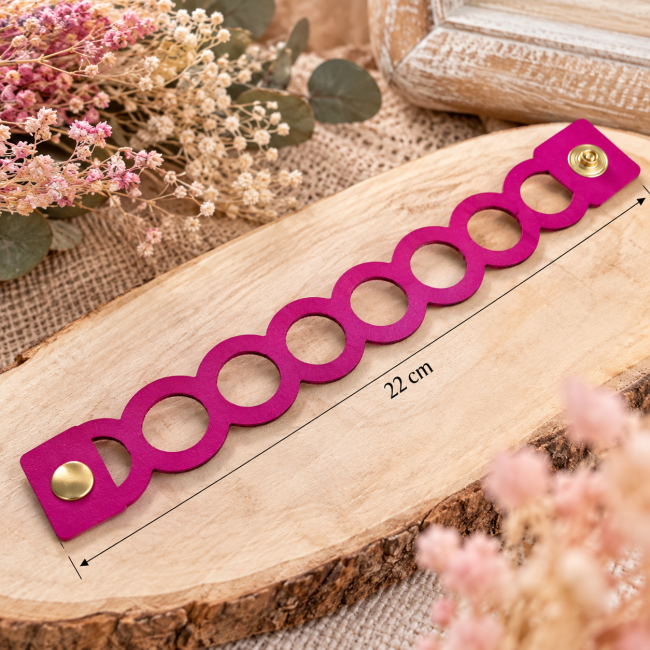 Bracelet femme en cuir rose fuchsia à anneaux ajourés, longueur 22 cm, création artisanale