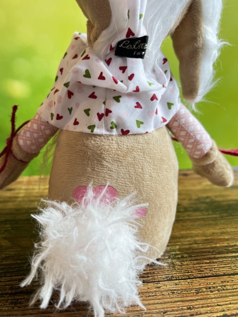 Détail gnome lapin – décoration artisanale détail gnome lapin décoratif fait main arrière