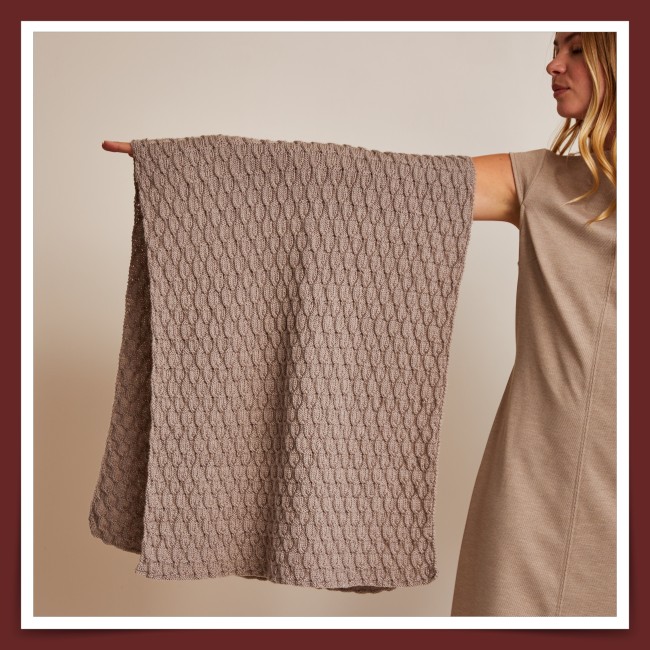 etole au point d'helice fait main - mes jolies mailles- pret a porter femme - vetement en laine - laine mérinos