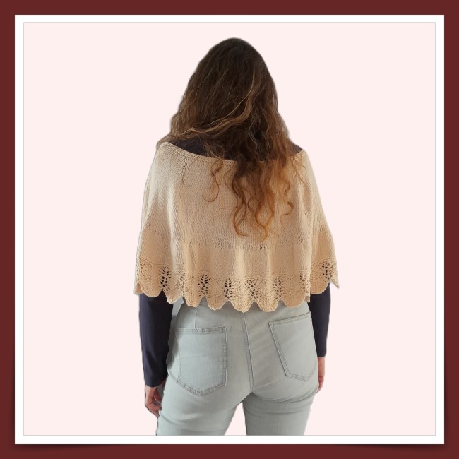 Cape point ajourée - tricot fait-main - capeline - mode femme - coton