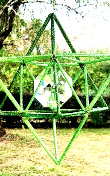 Merkaba, structure dynamisante, Cristal vibrant, nourrit notre Merkaba, Travail sur Soi, Création originale Soriah Amahom