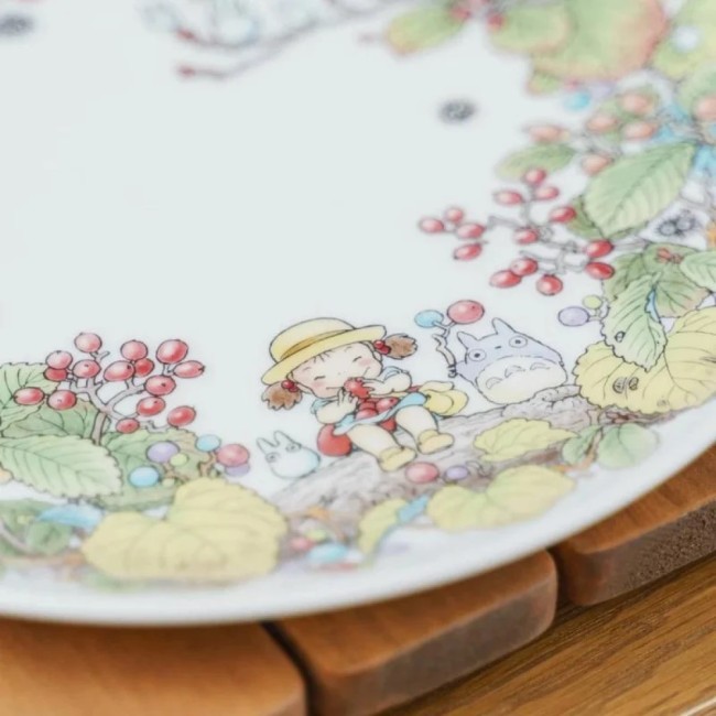Assiette japonaise Totoro viornes en porcelaine 23 cm fabriquée au Japon