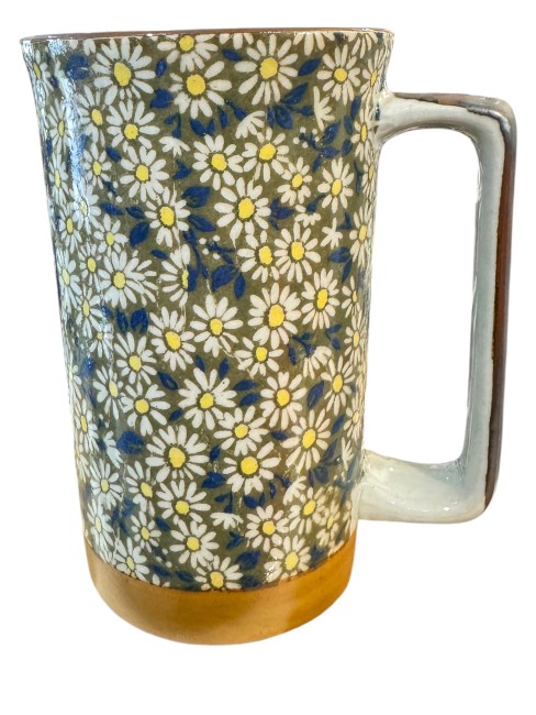 Mug artisanal japonais vert kaki fleurs de marguerites Mug japonais en grès vert kaki motifs fleurs de marguerites