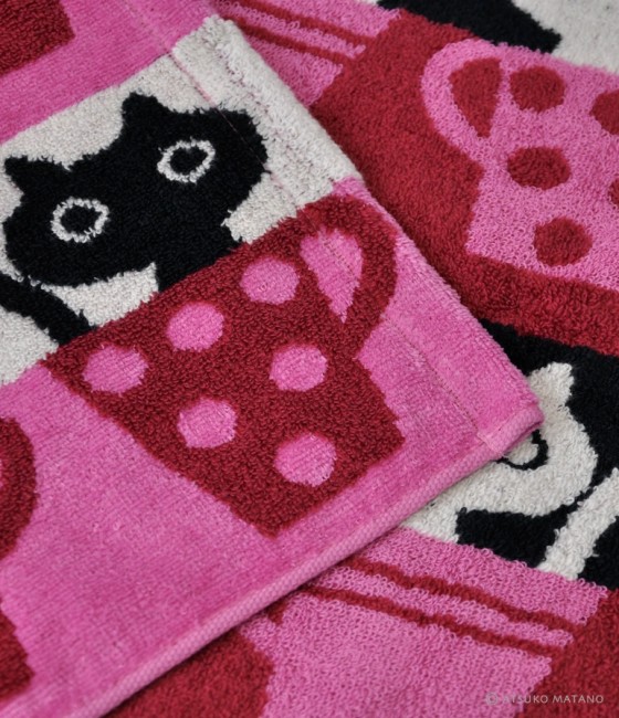 Serviette japonaise en coton – Modèle Cup Mémé – Atsuko Matano Serviette japonaise en coton Cup Mémé Atsuko Matano - Rose