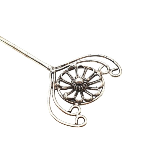 Pic à cheveux japonais en métal – Motif fleurs de cœur