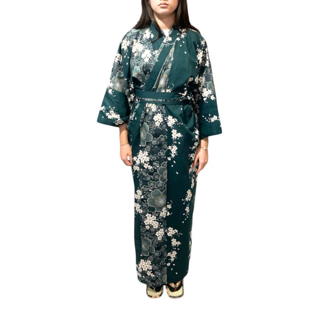 Yukata japonais femme coton vert avec motifs floraux